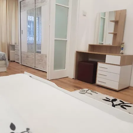 Апартамент Нощувки Бургас Apartment *
