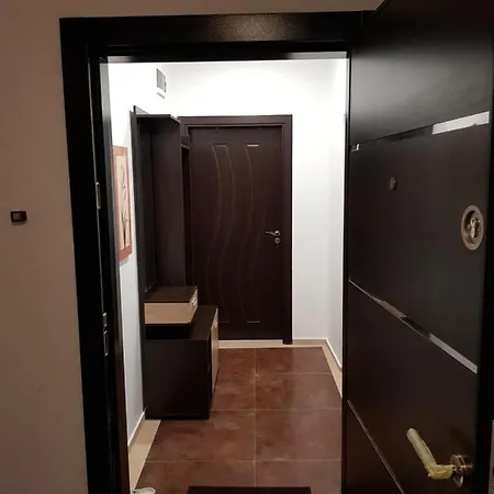 Апартамент Нощувки Бургас Apartment *