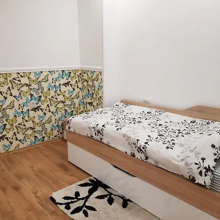 Апартамент Нощувки Бургас Apartment *